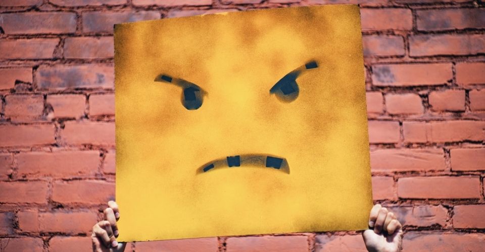 respond to negative feedback